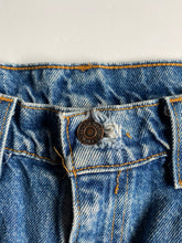 Cargar imagen en el visor de la galería, Vintage Levis 517
