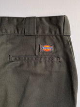 Cargar imagen en el visor de la galería, Dickies 874- Gris
