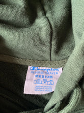 Cargar imagen en el visor de la galería, Champion Reverse Weave Gators Hoodie
