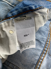 Cargar imagen en el visor de la galería, Levis 505 Light Wash
