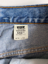 Cargar imagen en el visor de la galería, Vintage Levis 550
