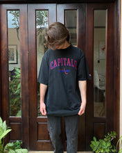 Cargar imagen en el visor de la galería, Vintage Capitals Tee
