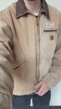 Cargar y reproducir el video en el visor de la galería, Carhartt Detroit Jacket
